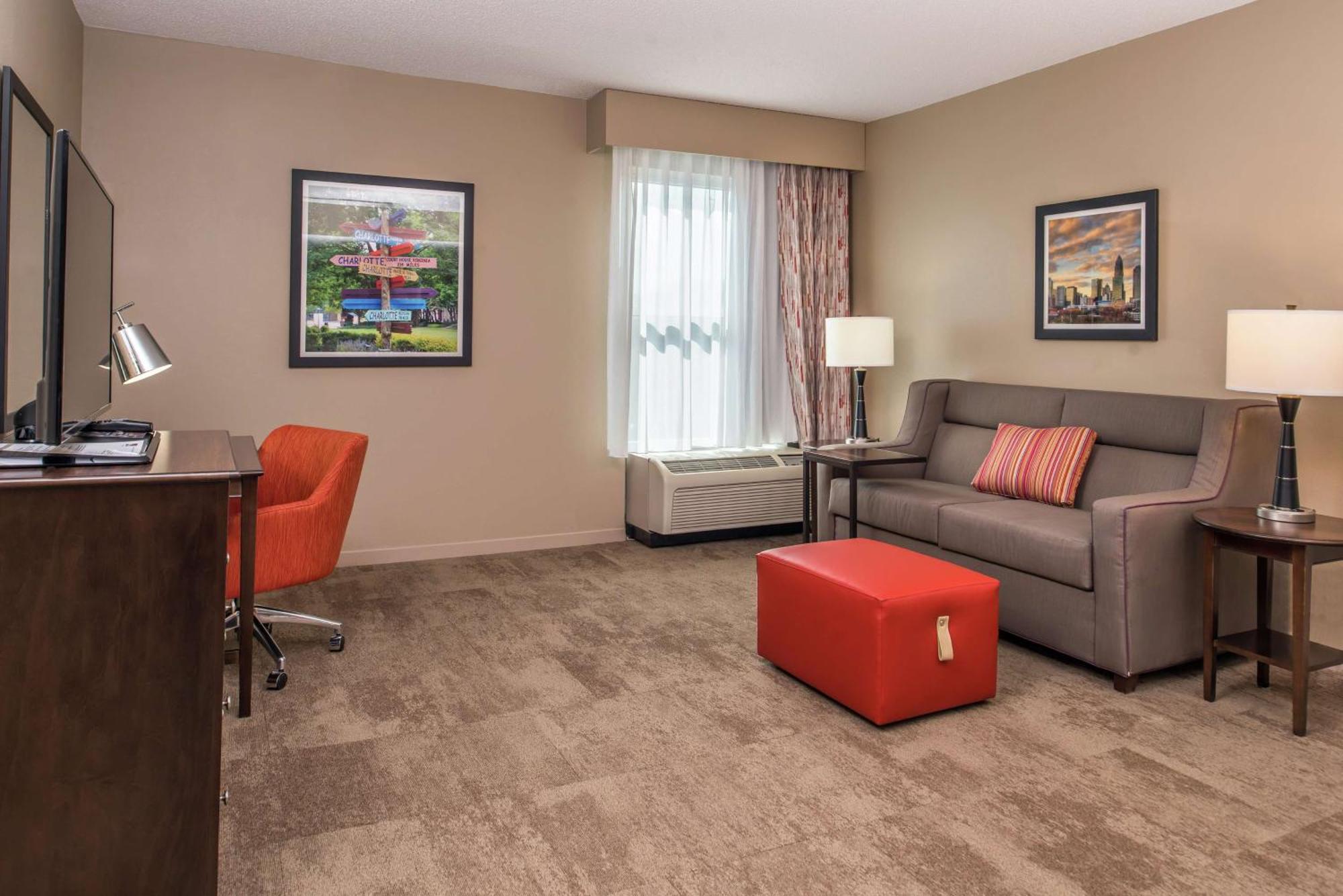 Hampton Inn & Suites Charlotte Arrowood Rd Eksteriør billede